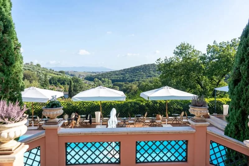 Vista sulla piscina